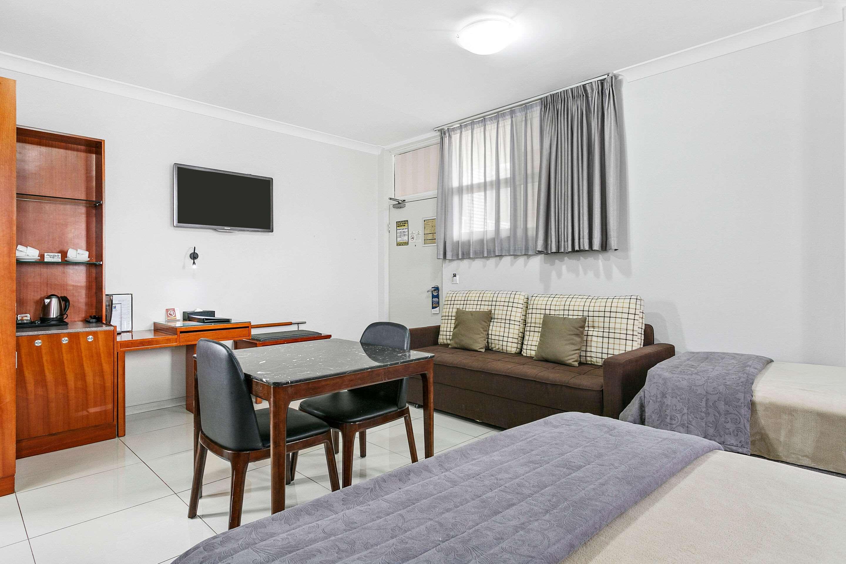 Comfort Inn & Suites Burwood Exterior photo