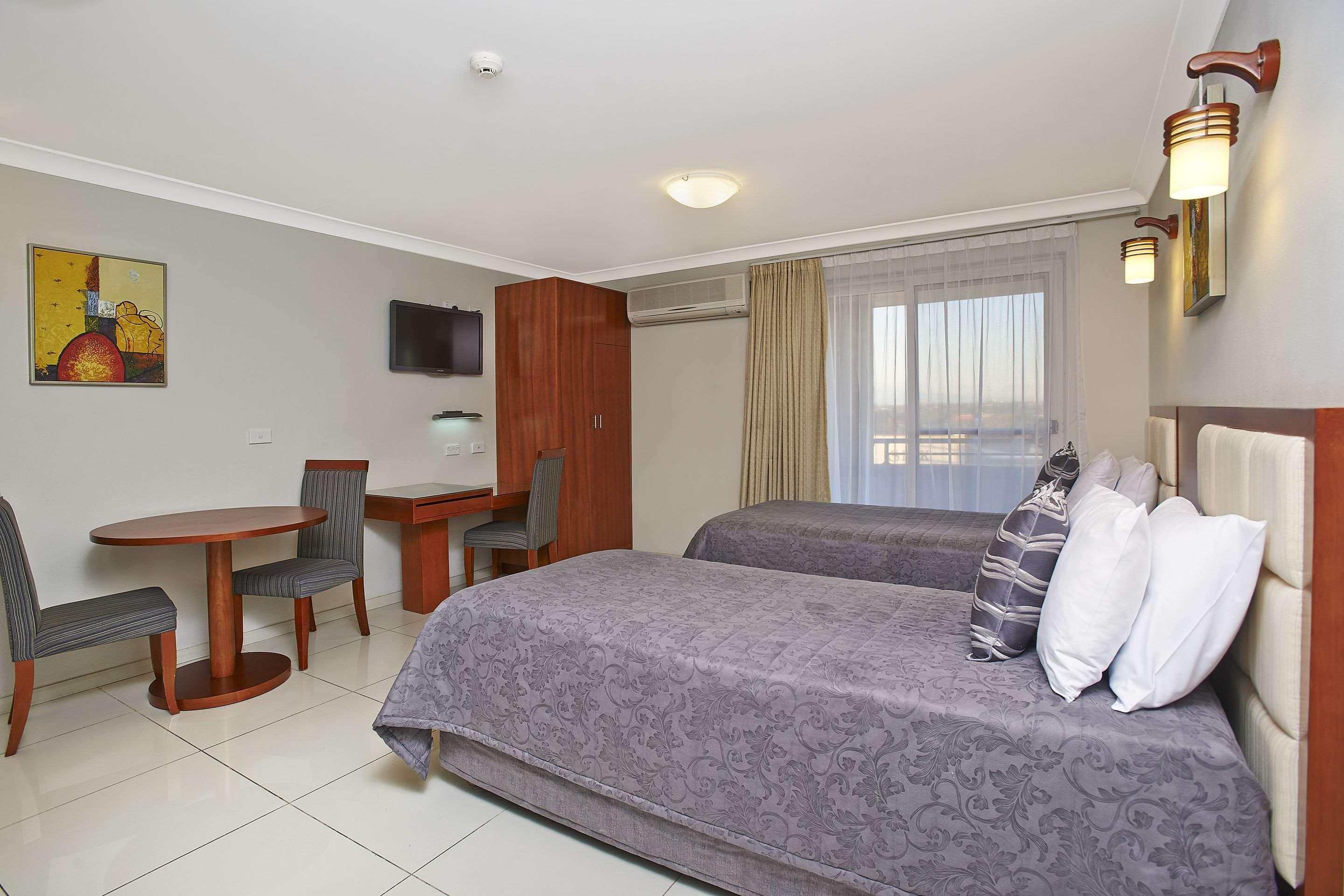 Comfort Inn & Suites Burwood Exterior photo