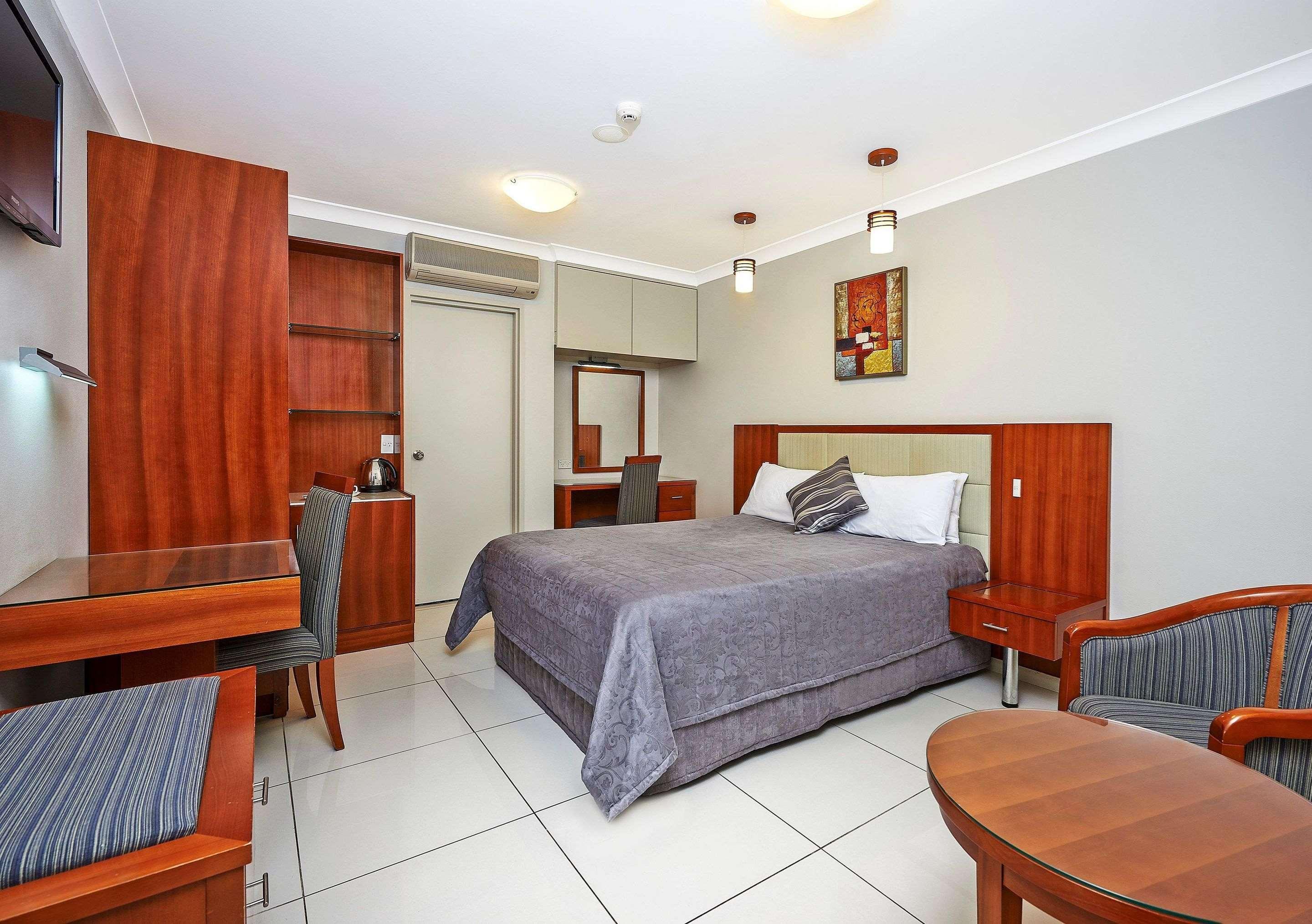Comfort Inn & Suites Burwood Exterior photo