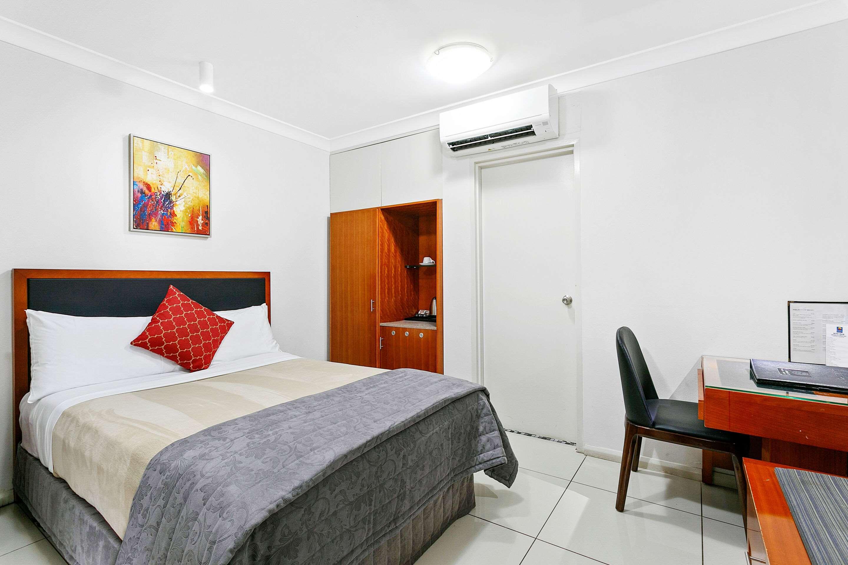 Comfort Inn & Suites Burwood Exterior photo