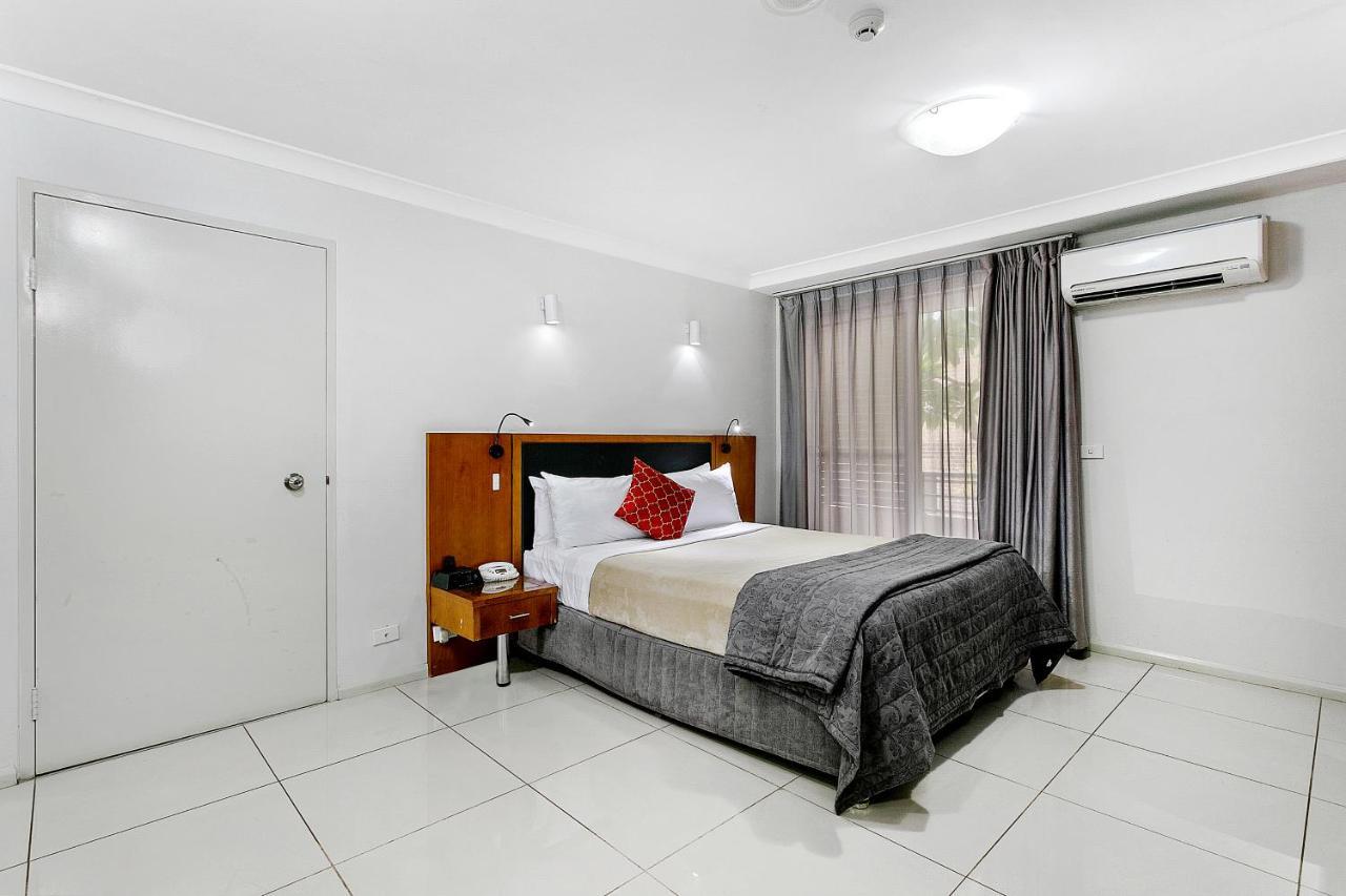 Comfort Inn & Suites Burwood Exterior photo